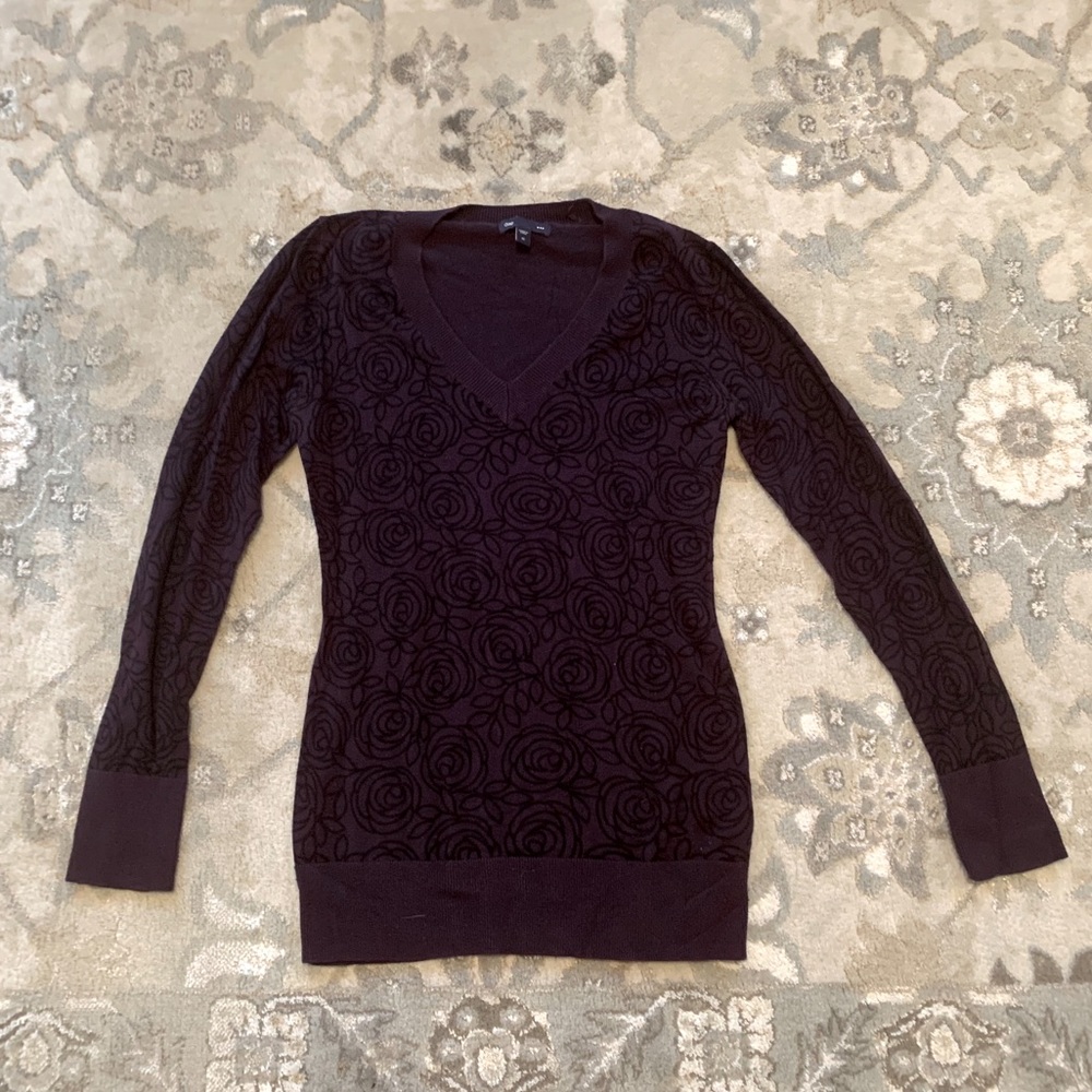 Pretty GAP Knit V-neck Sweater Soft Roses VGUC
